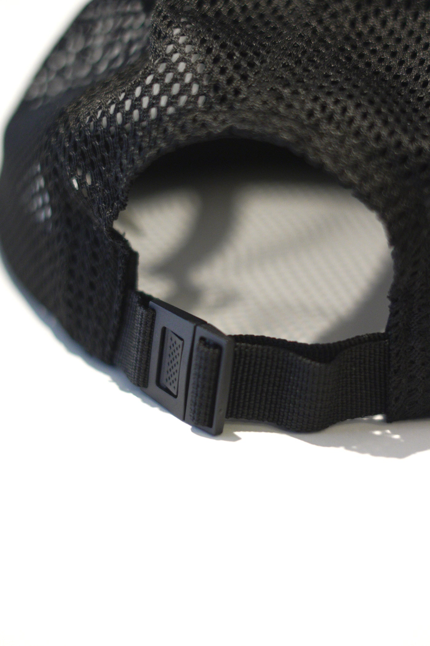 NO NASTIES Velocity Runner - Soft Visor Mesh Cap